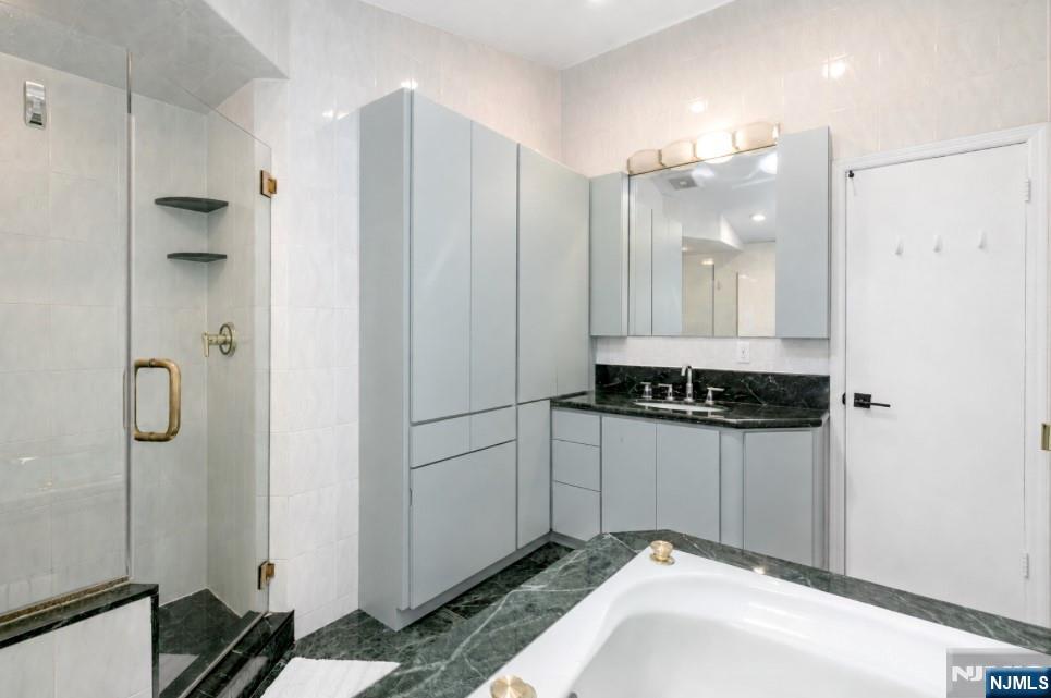 433 Piermont Road, Cresskill, NJ 07626 Listing Photo  26