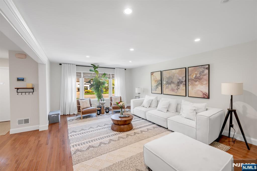 433 Piermont Road, Cresskill, NJ 07626 Listing Photo  6