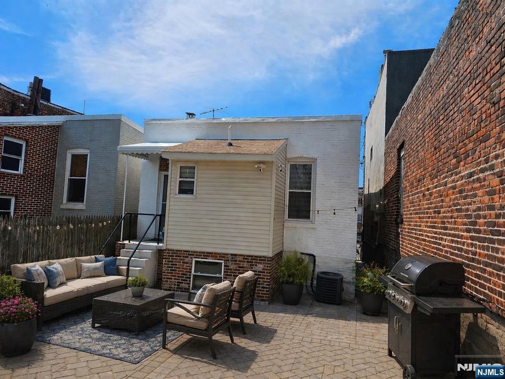 1208 67th Street