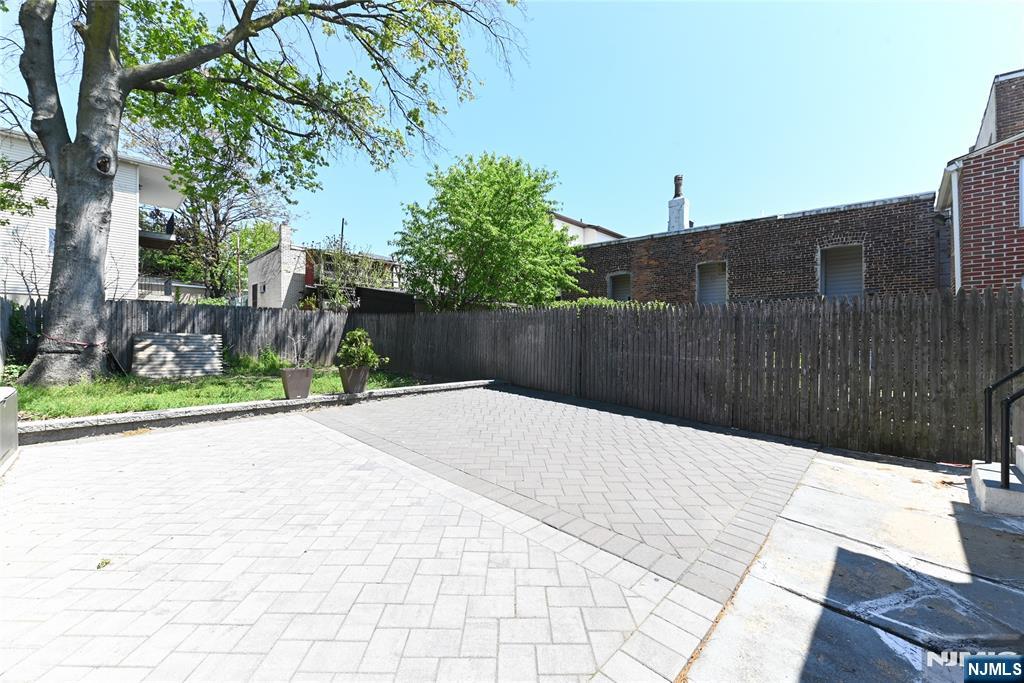 1208 67th Street