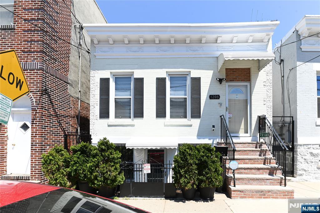 1208 67th Street