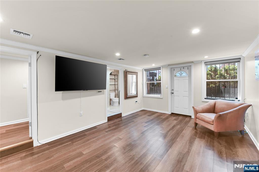 1208 67th Street