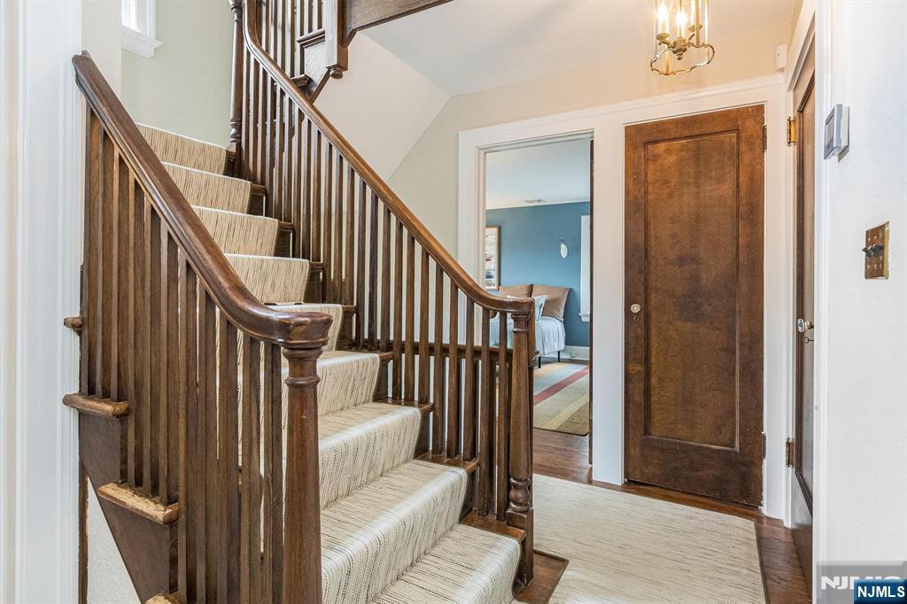 13 Ferncliff Terrace — photo 32