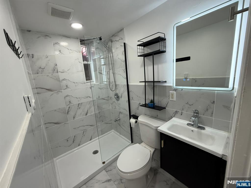 477 Mercer Street 1 - Photo 4