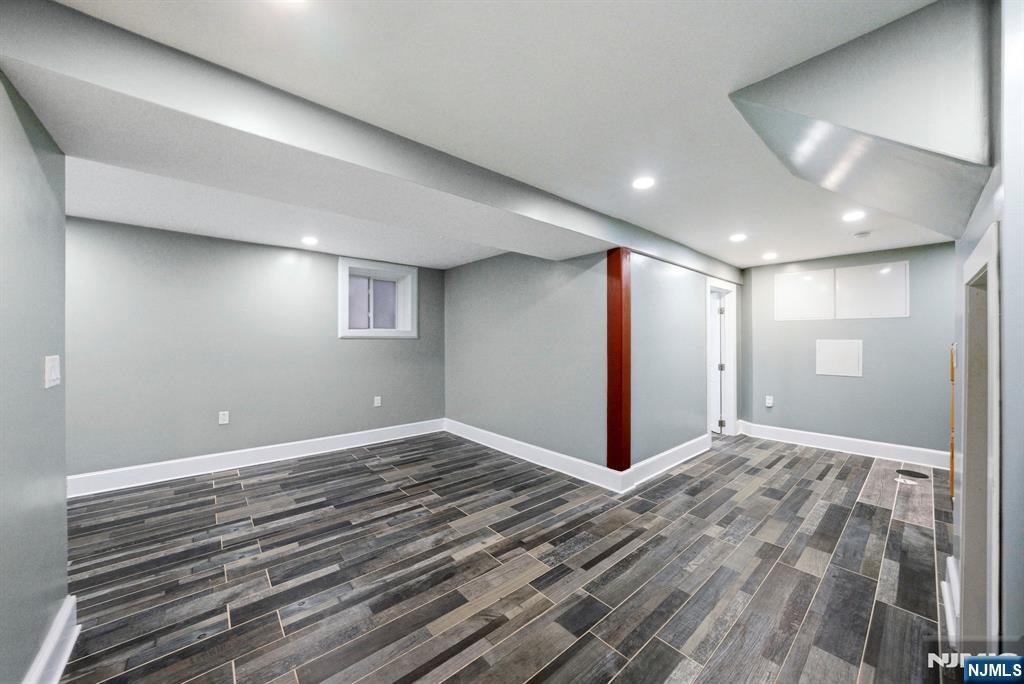 245 Jewett Avenue