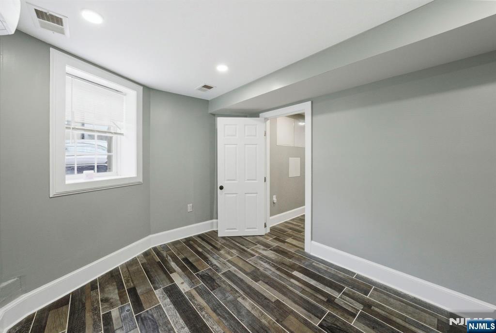 245 Jewett Avenue