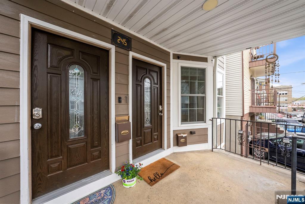 245 Jewett Avenue