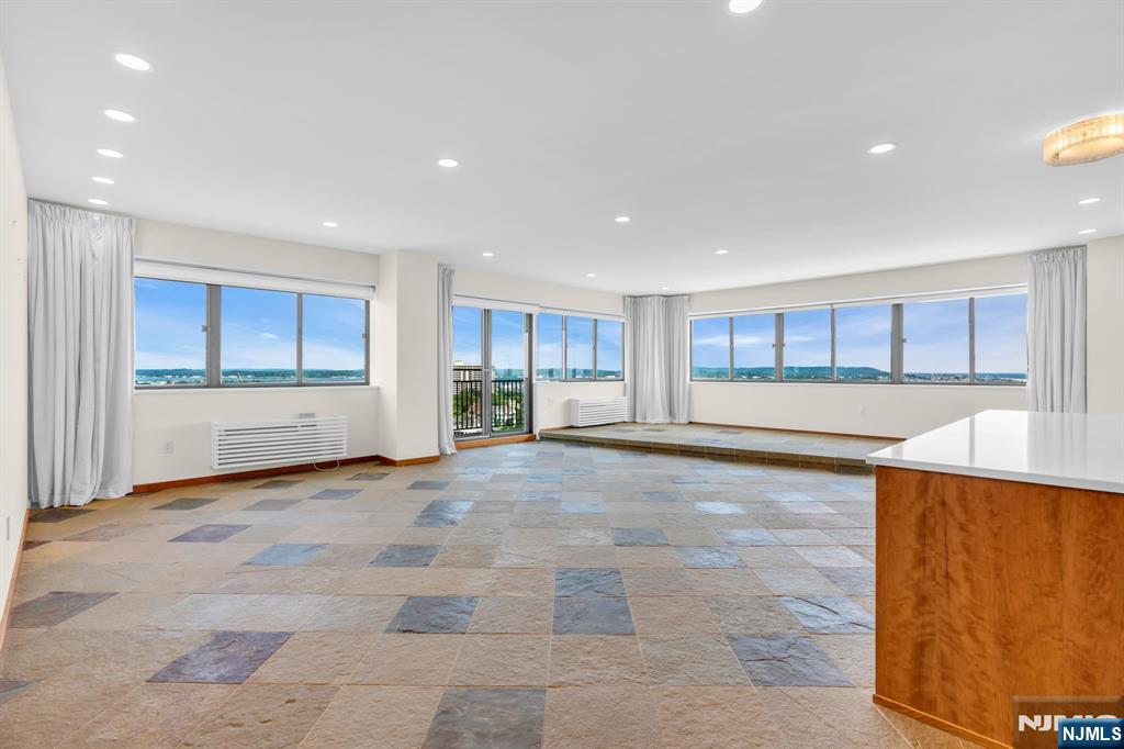 55 Ocean Avenue PHB