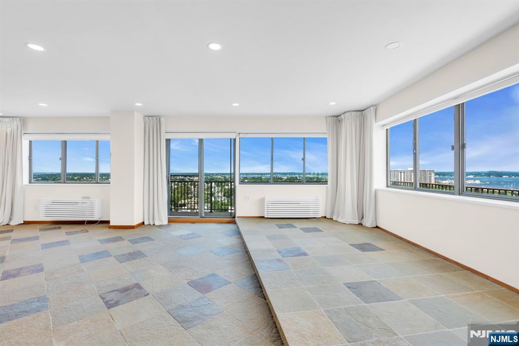 55 Ocean Avenue PHB