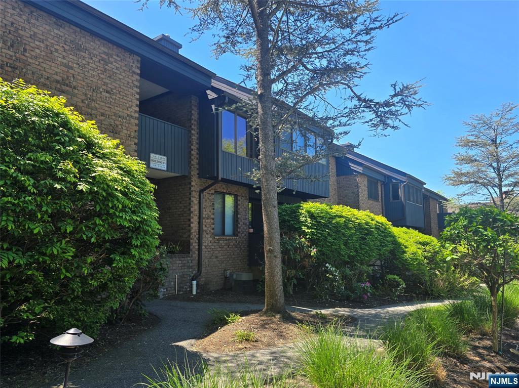 230 Indian Hollow - Photo 2