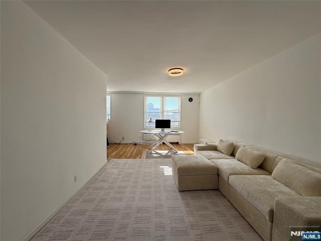 2160 Center Avenue 4G - Photo 2