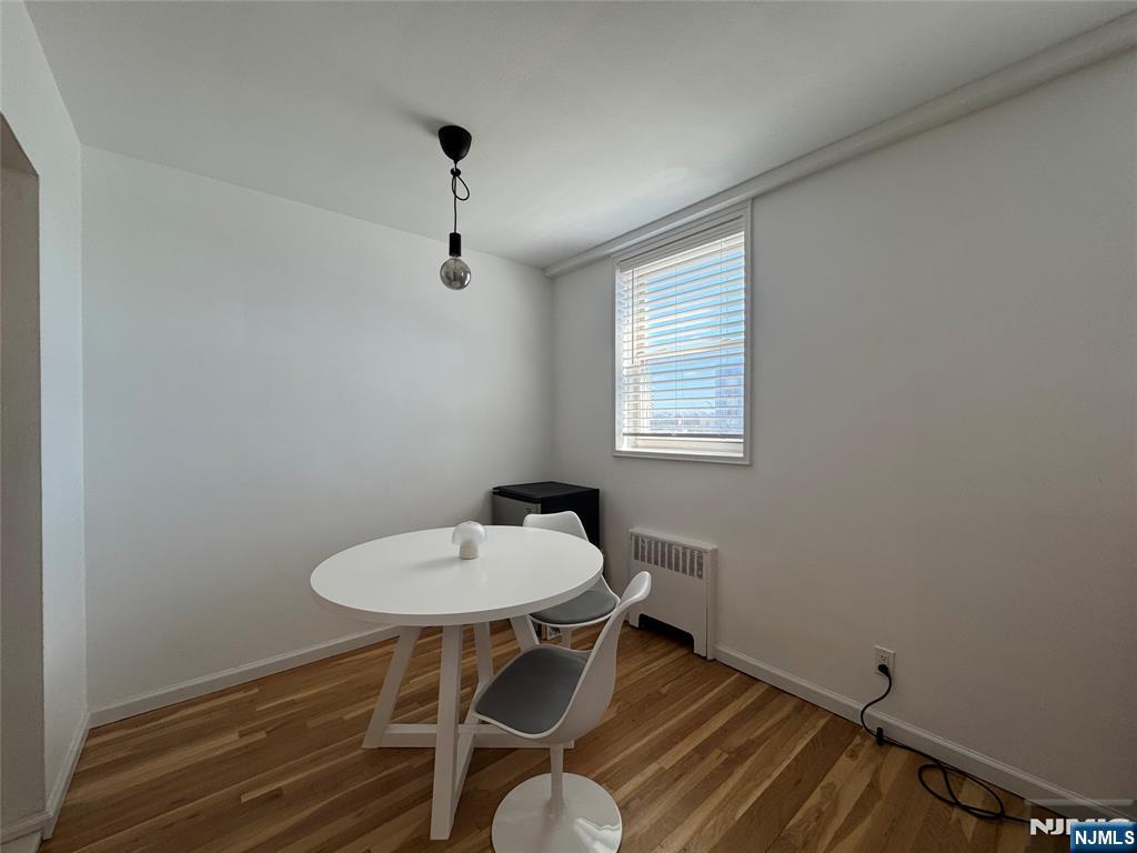2160 Center Avenue 4G - Photo 5