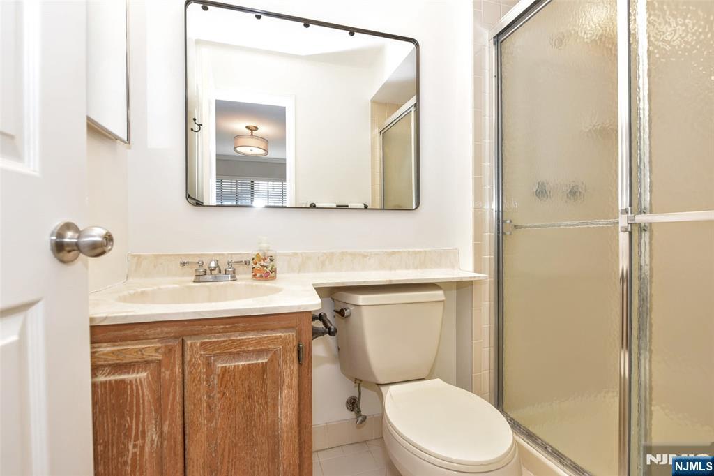 3707 Mark Twain Way, Mahwah, NJ 07430 Listing Photo  18