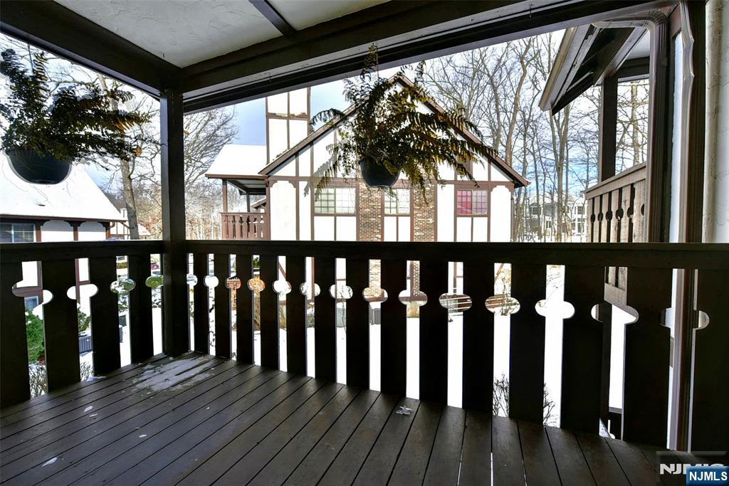 3707 Mark Twain Way, Mahwah, NJ 07430 Listing Photo  25