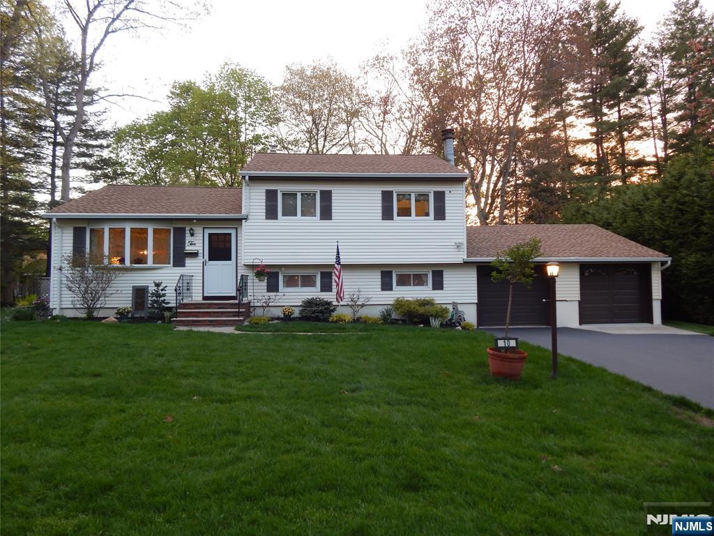 10 Lewis Road, Montvale, NJ, 07645