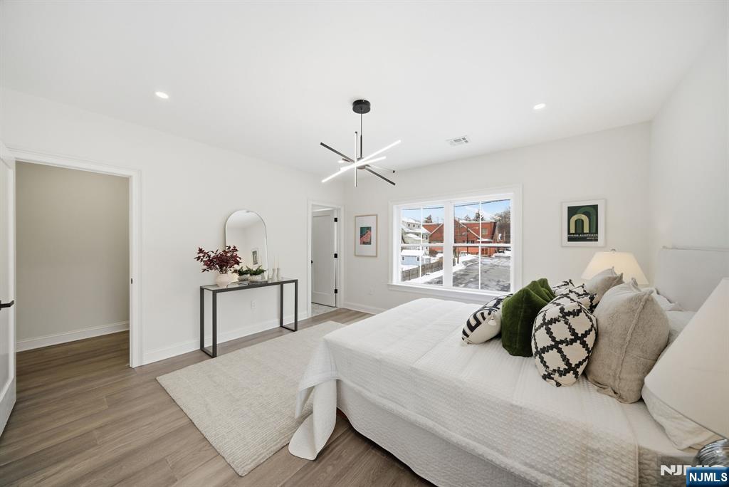 28 Irving Street — photo 15