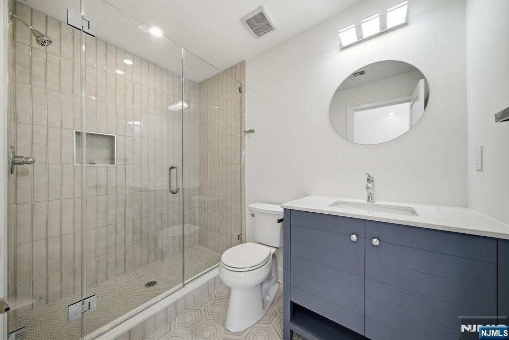 28 Irving Street — photo 26