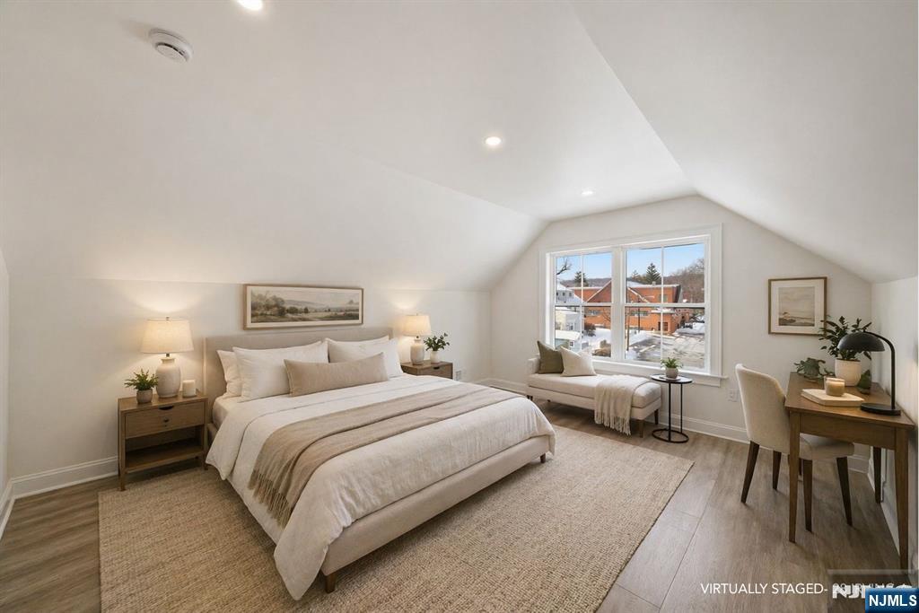 28 Irving Street — photo 30