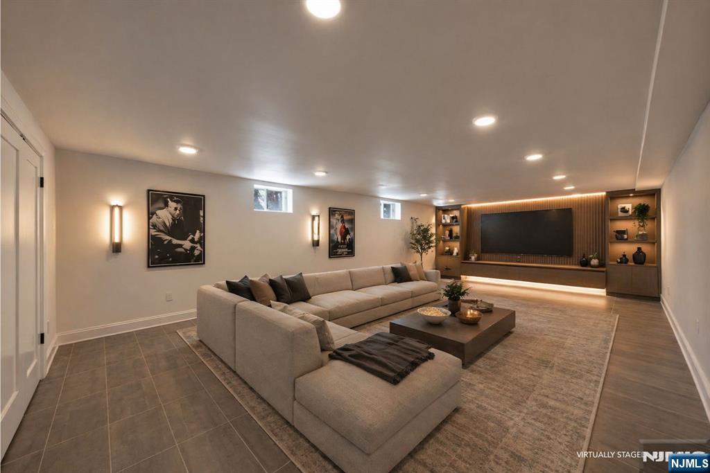 28 Irving Street — photo 32