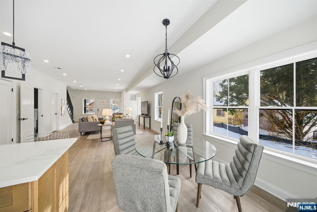28 Irving Street — photo 10