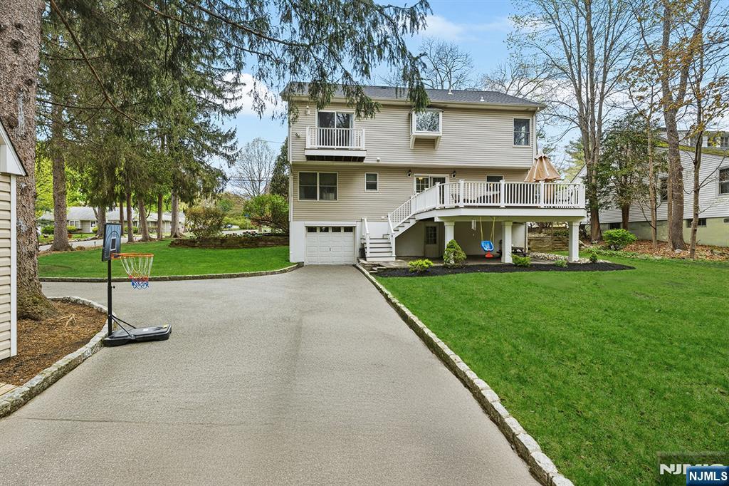 132 Maple Street - Photo 3