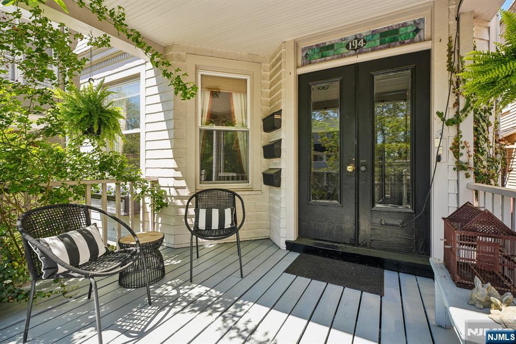 194 Hillside Avenue - Photo 3