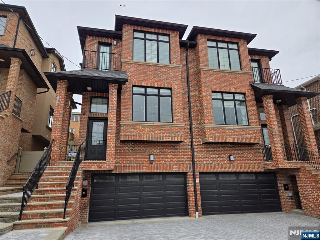 206 Harwood Place, Paramus, NJ, 07652