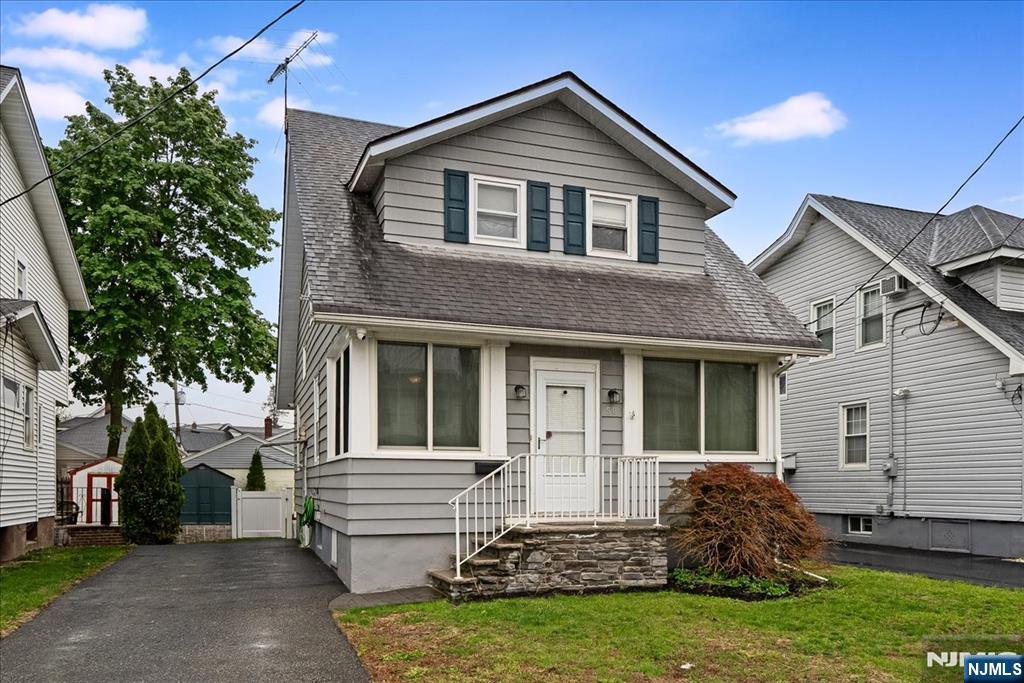 Homes for sale in Totowa, NJ | 50 Lewis Pl, Totowa, NJ 07512 | MLS# 26014807