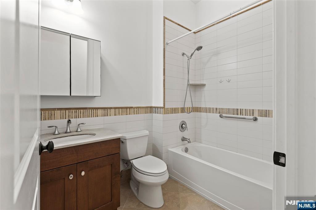 1600 Kaufers, #4, Fort Lee, NJ 07024 Listing Photo  15