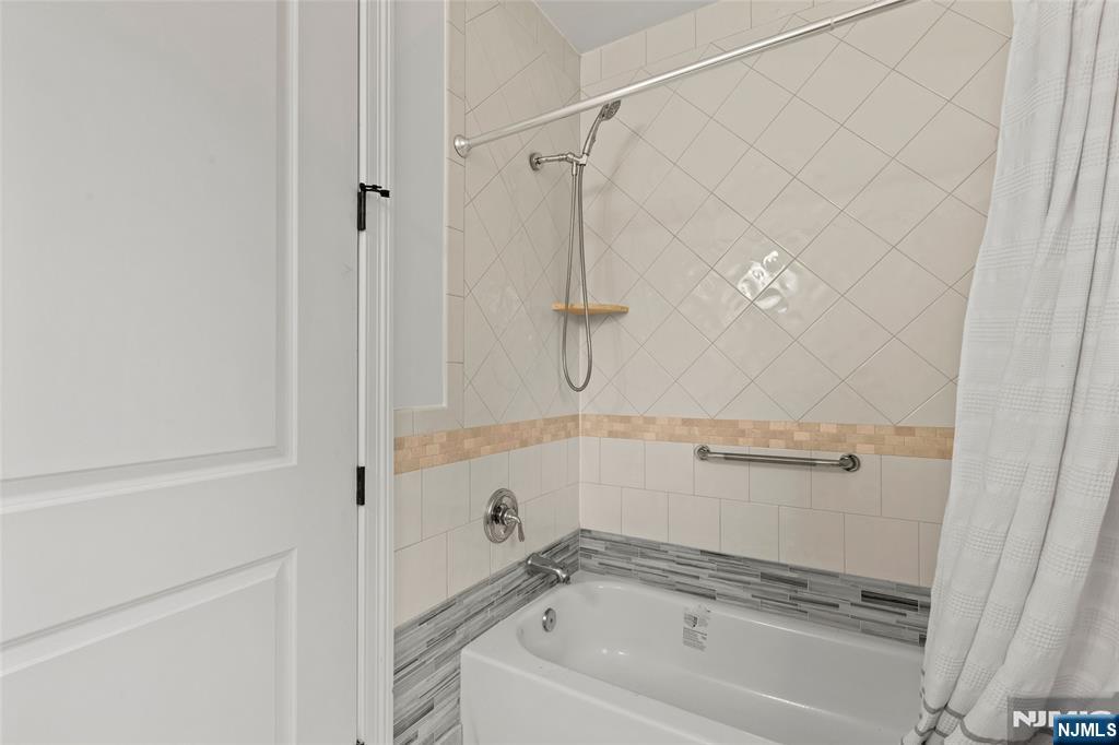 1600 Kaufers, #4, Fort Lee, NJ 07024 Listing Photo  19