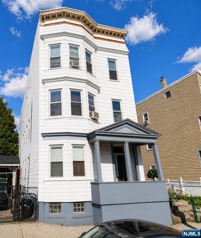 8-10 Horatio Street - Photo 1