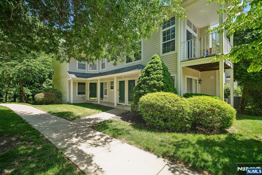 1412 York Street - Photo 1