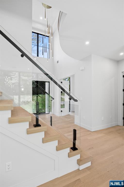 242 Hardenburgh Avenue - Photo 4