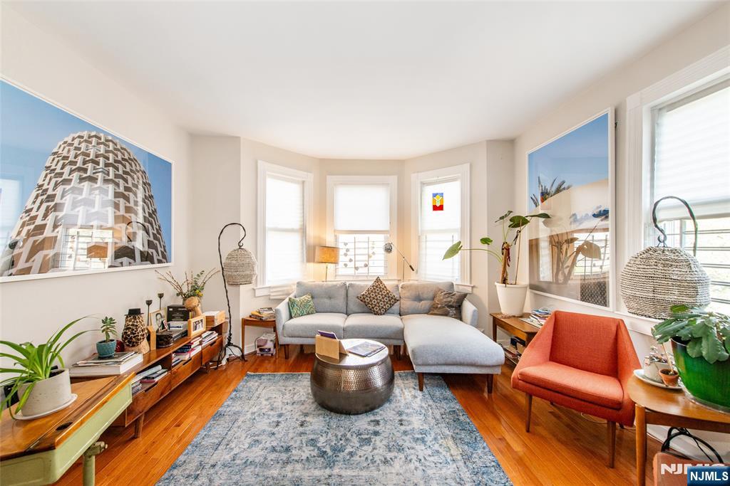 157 Walnut Street, Montclair, NJ, 07470