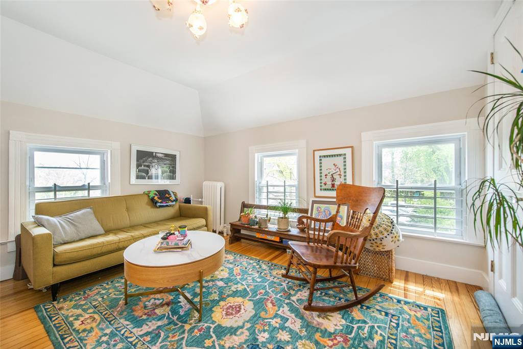 157 Walnut Street, Montclair, NJ, 07470