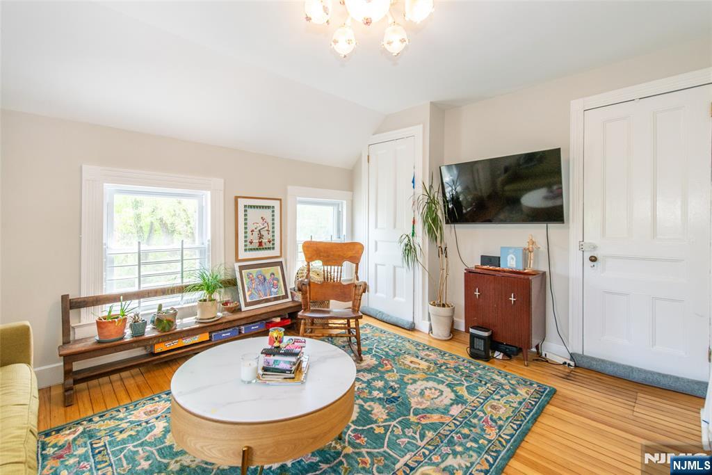 157 Walnut Street, Montclair, NJ, 07470