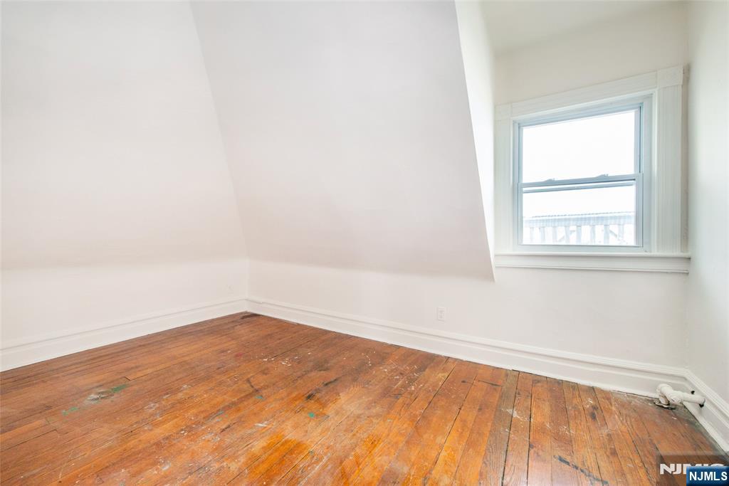 157 Walnut Street, Montclair, NJ, 07470