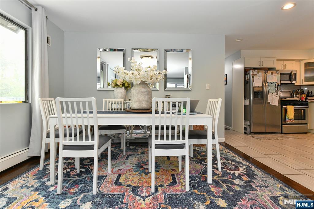 223 Canterbury Avenue - Photo 4
