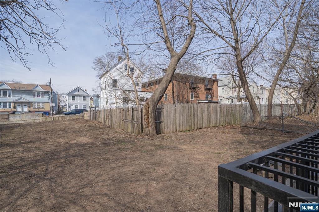 31 Grace Street — photo 21