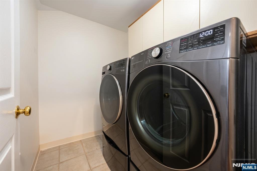 3 Antrim Road, Montvale, NJ, 07645