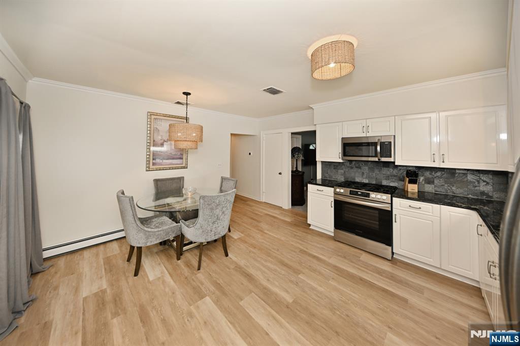115 Forest Place - Photo 5