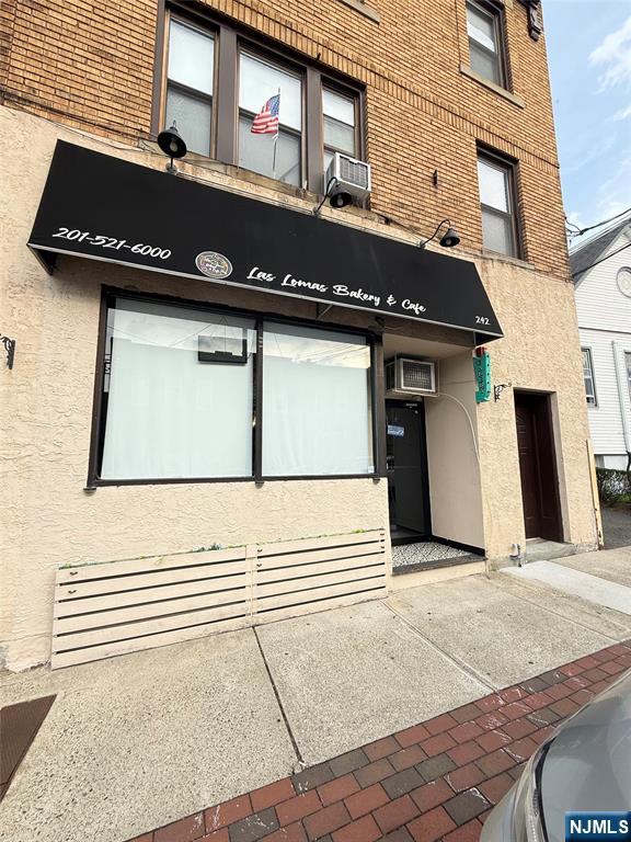 242 Stuyvesant Ave, Lyndhurst, NJ 07071