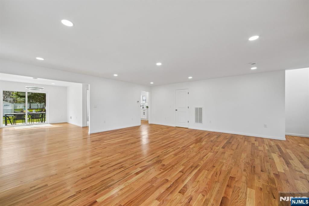 207 Lake Shore Drive