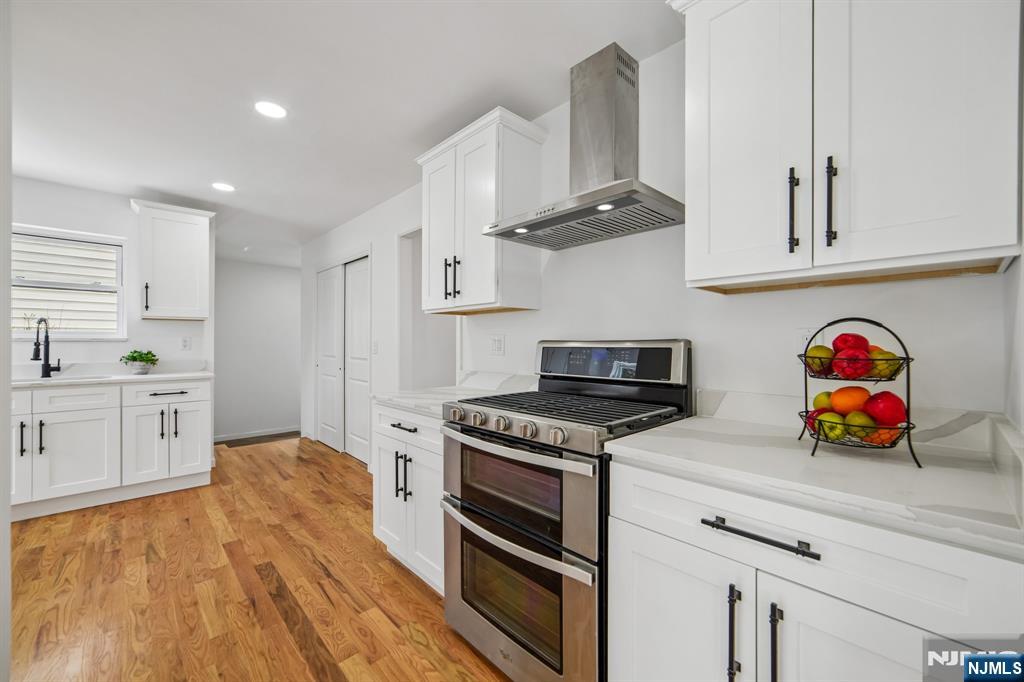 207 Lake Shore Drive