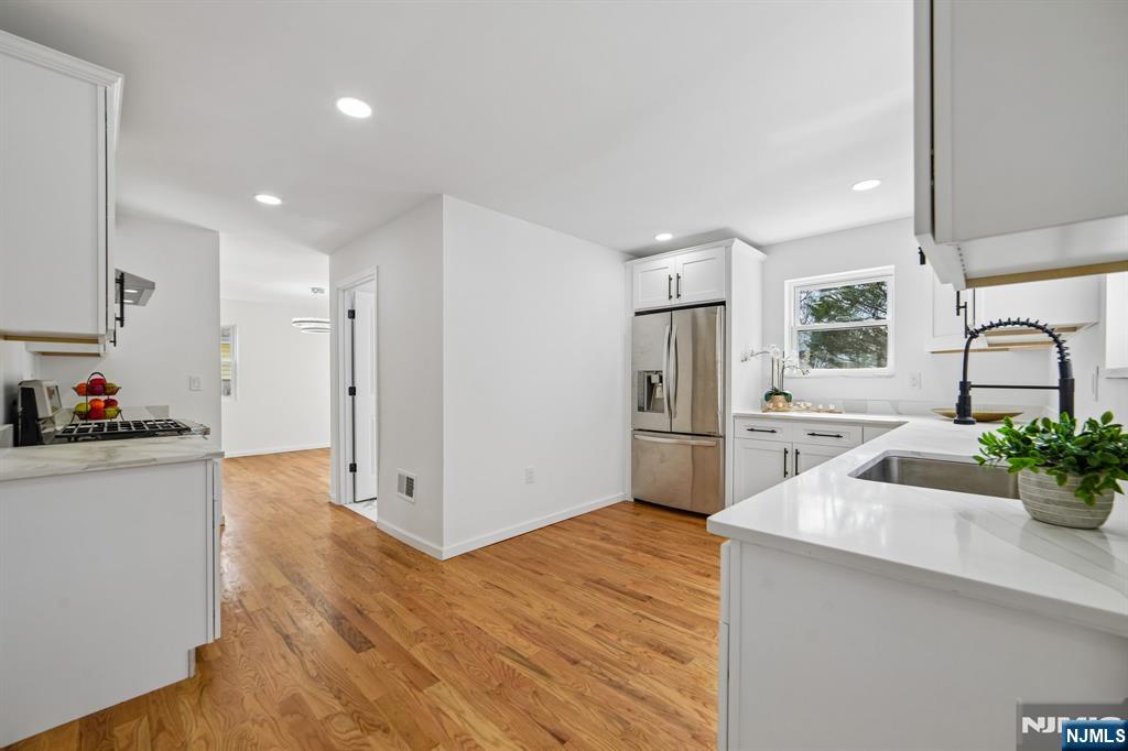 207 Lake Shore Drive