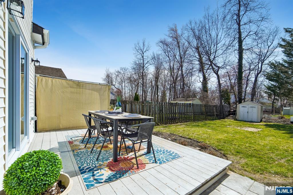 207 Lake Shore Drive