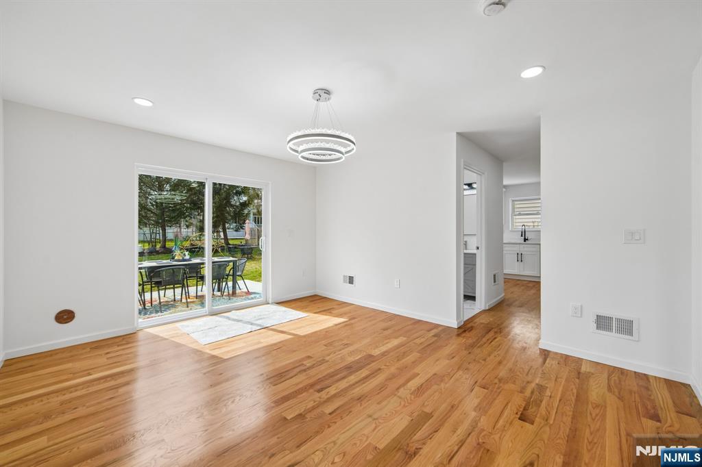 207 Lake Shore Drive