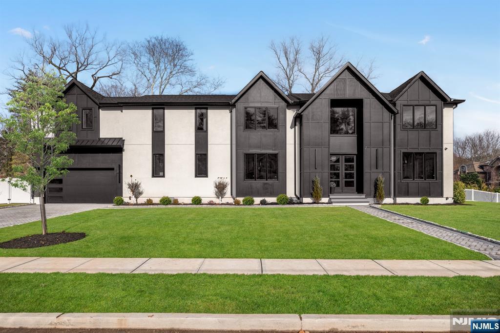 14 O Shaughnessy Lane, Closter, NJ, 07624