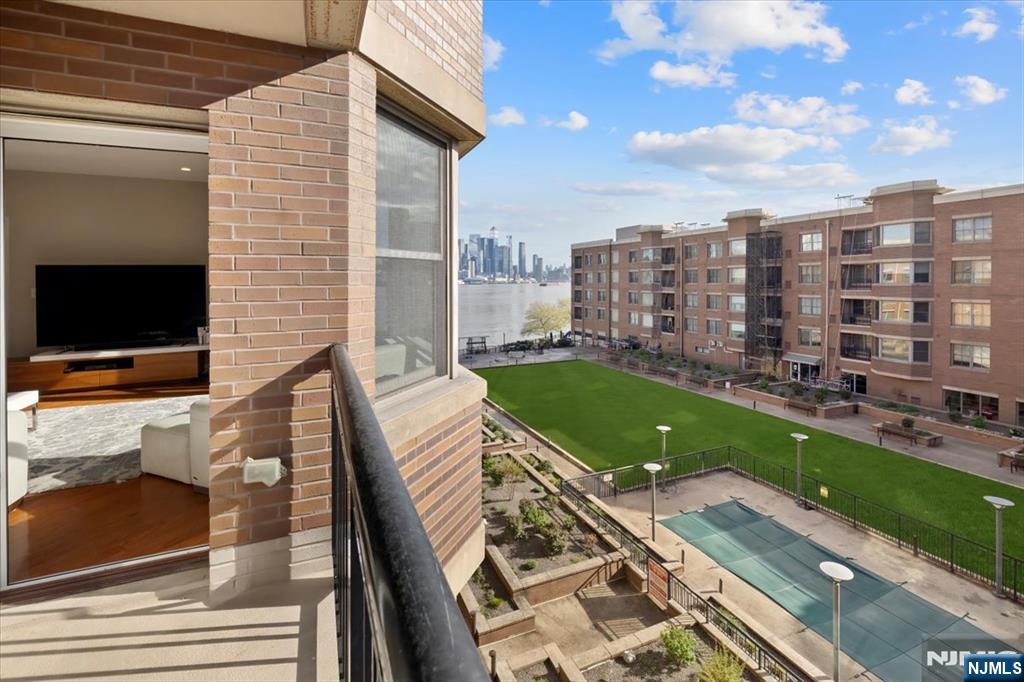 20 Ave At Port Imperial, #429, West New York, NJ 07093 Listing Photo  10