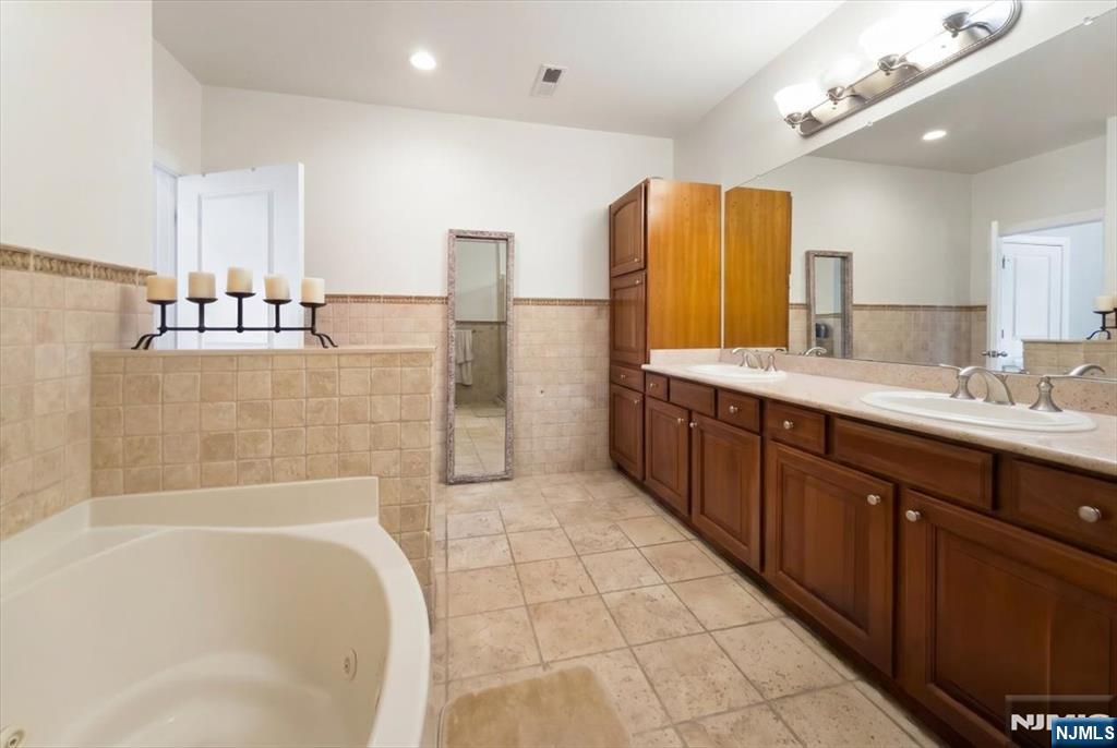 20 Ave At Port Imperial, #429, West New York, NJ 07093 Listing Photo  19